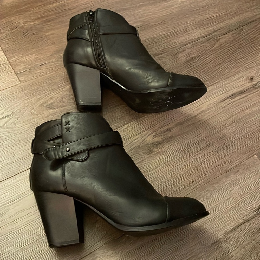 Charlotte Russe Black Western Ankle Boots Chunky Heel Size 9